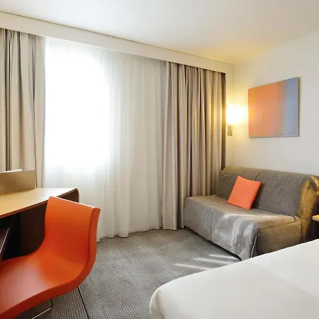 Novotel Centre Hotel 4*