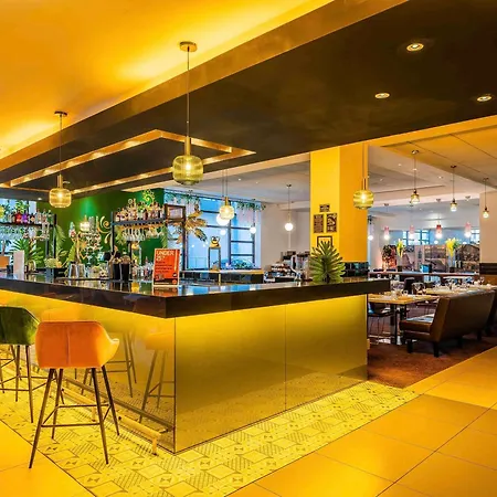 Novotel Centre