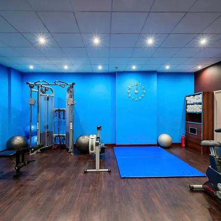 Novotel Centre Hotel 4*